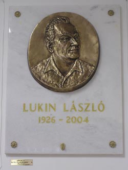 Lukin László Emléktábla